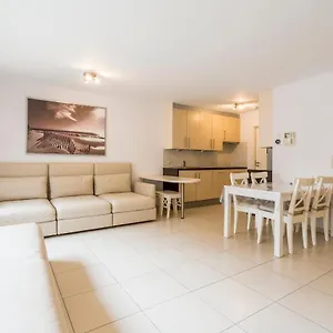 Spacious - Ground Floor Near Beach Appartement Oostende